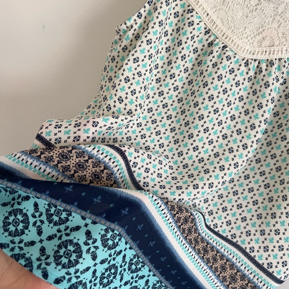 Girls top size S - Picture 2 of 5